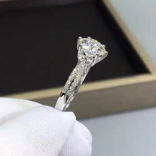 正品pt950铂金戒指女士dr钻戒18k金银定制戒指