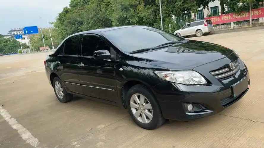 到店:10年丰田卡罗拉1.6排量自动挡,车况精品,超级省油耐 - 抖音