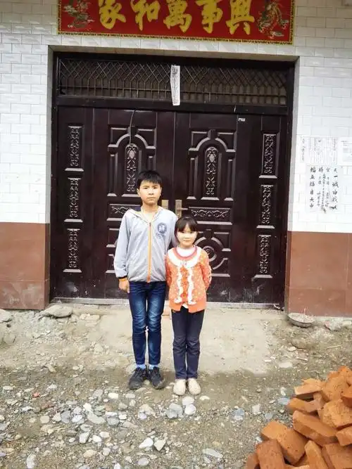 一起公益 | 你的人生惬意而倦怠,而南郑这俩山里孩