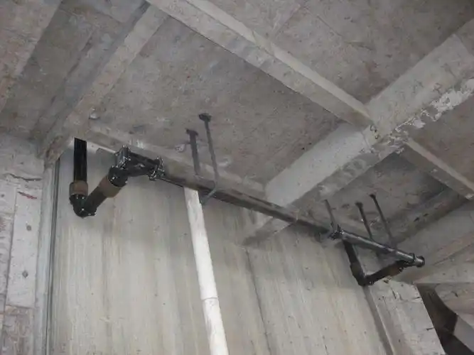 铸铁管安装图片