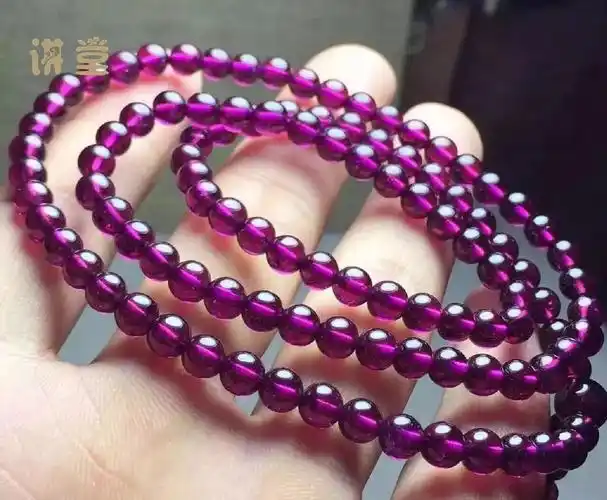 紫牙乌石榴石如何判断级别好坏?