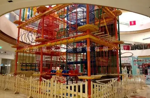四川省绵阳市万达商场中庭儿童网绳拓展乐园项目完工