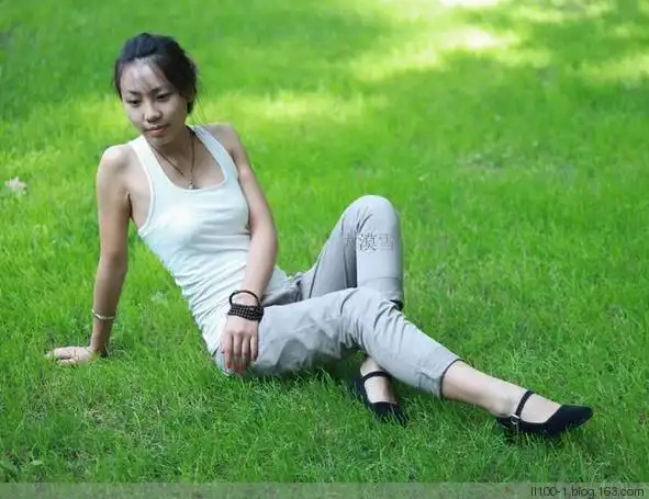 【布鞋情怀】朴素优雅的一带式布鞋(美女行专辑)(116p)