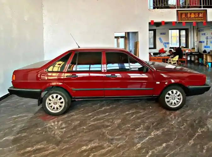 2010年冈比亚红桑塔纳