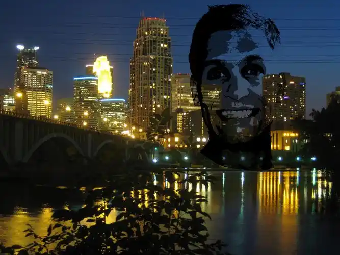 a rather unimaginative and creepy image i made utilizing my face