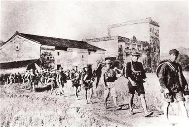 抗日劲旅东江纵队,55年为何仅走出1位少将?这2点是主要的原因