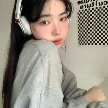 干净漂亮气质长发女生头像图片大全