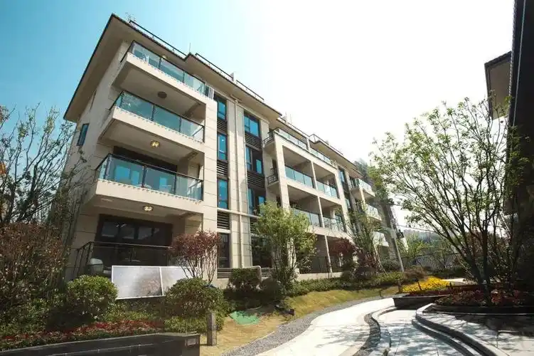 碧桂园·翡丽庄园叠墅实景图