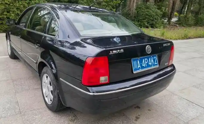 大众 帕萨特 2000款 1.8 手动 gli