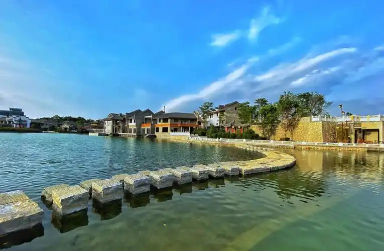 广西崇左太平古城风采!创意摄影:龙行天下 图片编辑:知足常乐