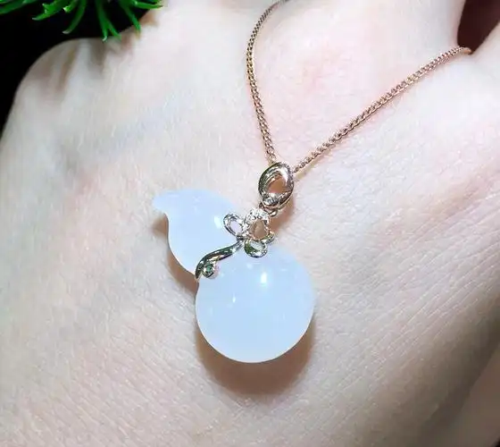 18k玫瑰金镶嵌和田玉葫芦白玉吊坠 羊脂玉福禄玉坠挂件配证书