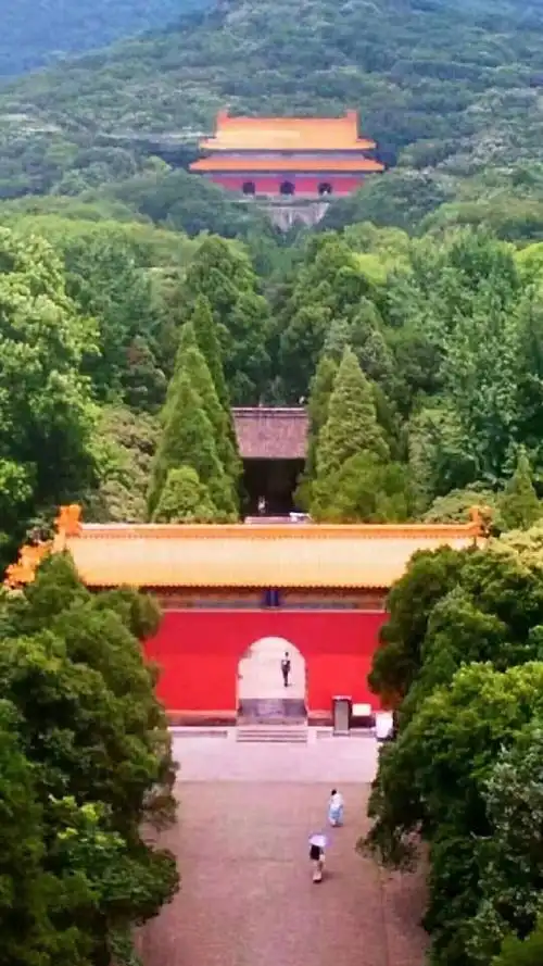 方城明楼,明孝陵建筑,方城宝顶集景美.