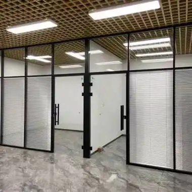 宝鸡市凯美奥写字楼透明隔音玻璃隔断墙时尚精点铝合金百叶玻璃缔造