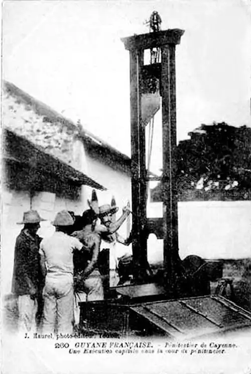 断头台处决简史:穷凶极恶的杀人犯头颅曾被唤醒两次