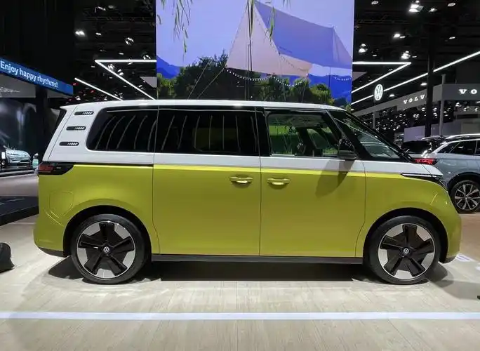 致敬经典面包车t1,大众id.buzz终于要来了,售价50万还能打吗?