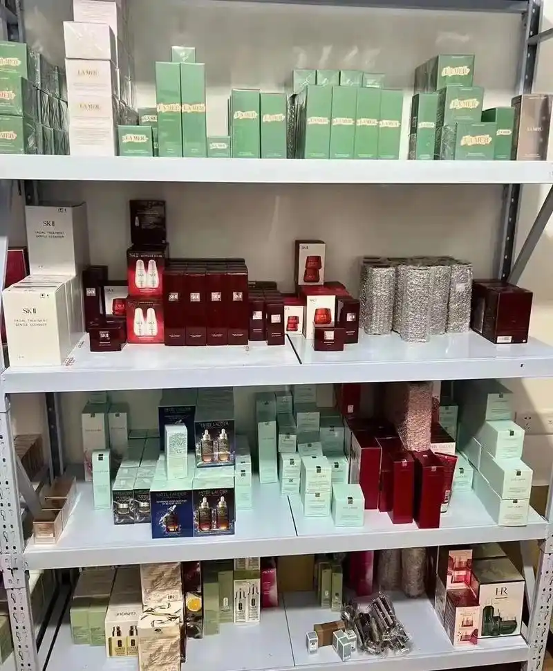 告诉你华强北美妆市场的价格怎么这么低.