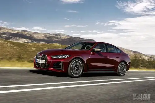 根据宝马汽车官方信息:全新4系四门轿跑车(4-series gran coupe)正式