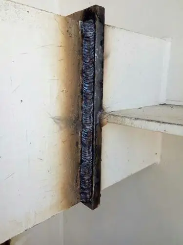 4号锅炉钢结构焊缝成型美观