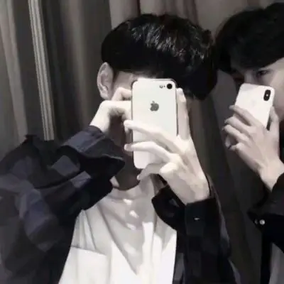 允言/一张两对兄弟头像/在我看来_男生头像_我要个性网