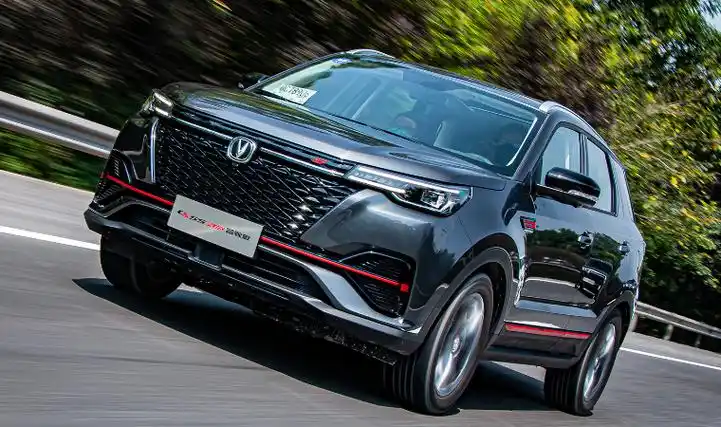 长安 cs 75 plus,宽敞舒适,出行伴侣