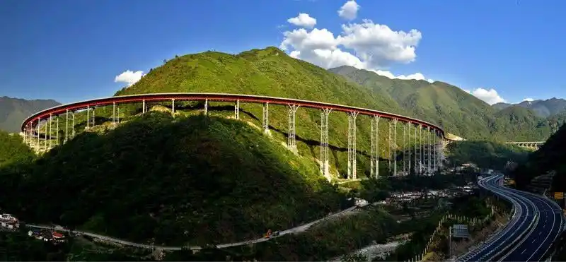石棉县栗子坪乡干海子特大桥