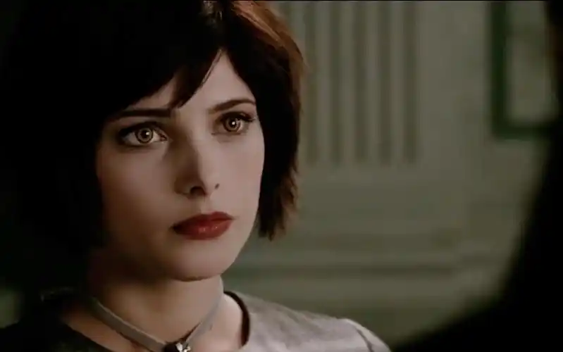 暮光之城爱丽丝个人向她早知道贾斯帕会是她未来的伴侣