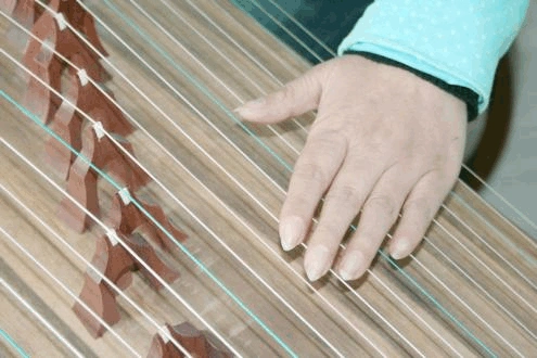 古筝零基础入门教程(系统学习)