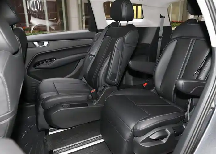 新款五菱凯捷马上登场,长4米8多,车内带双人床,价格会有惊喜?