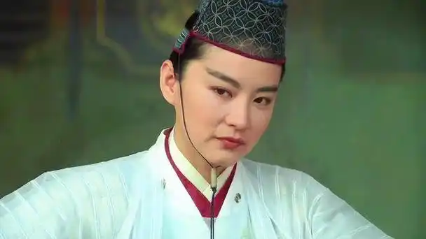 林青霞的《笑傲江湖》《六指琴魔》《刀马旦》……都充分表现出了她的