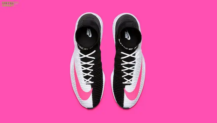 粉色大钩子nikezoommercurialxifkfc全新配色设计
