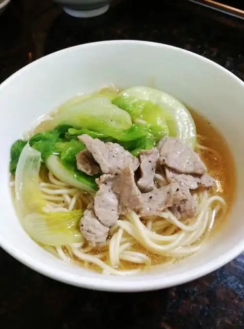 瘦肉生菜面