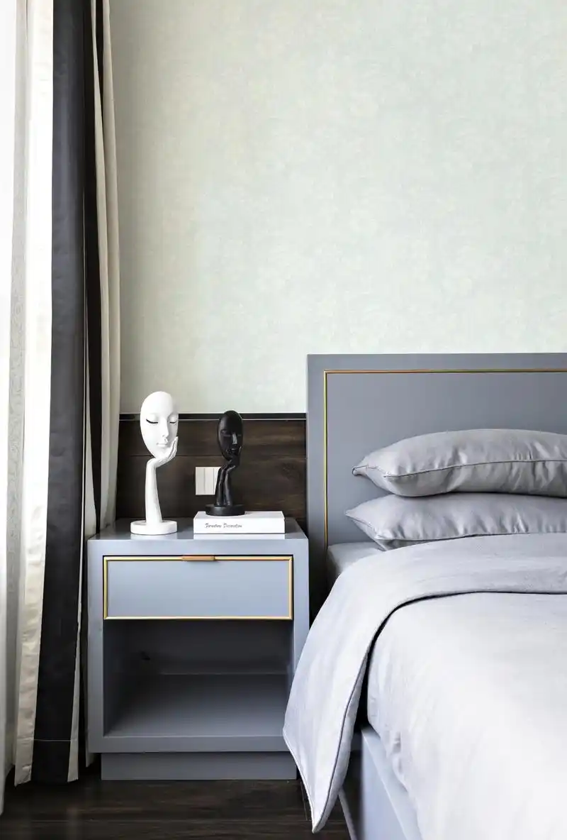 可罗雅推荐您:经典的卧室墙布颜色搭配推荐,必看!