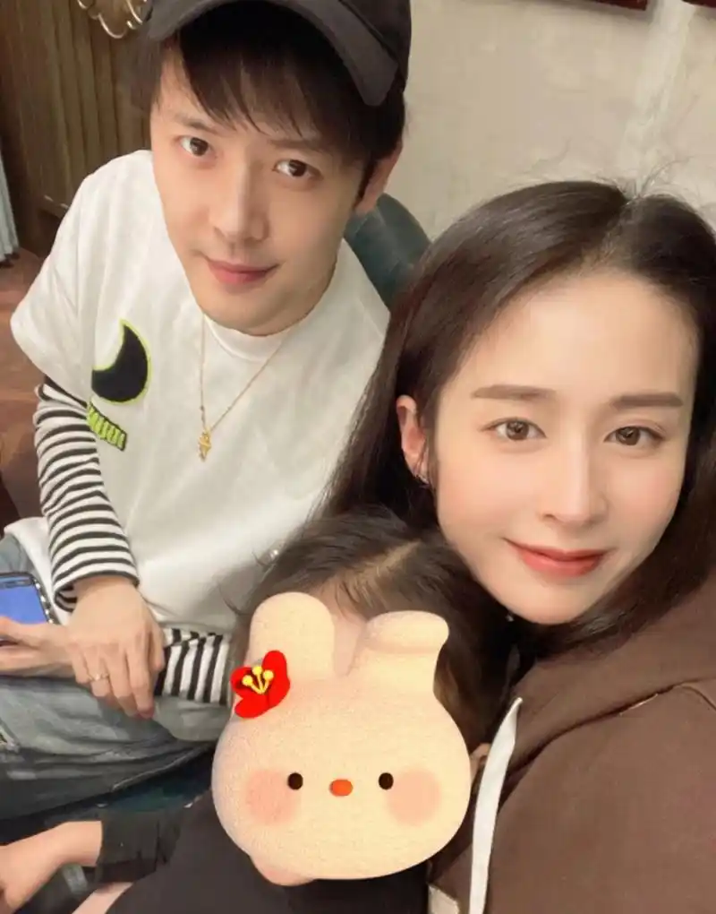 付辛博女儿长这么大了!