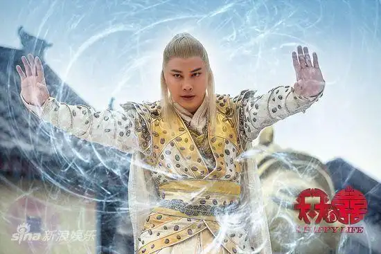 谭耀文饰"五毒教主"金不唤