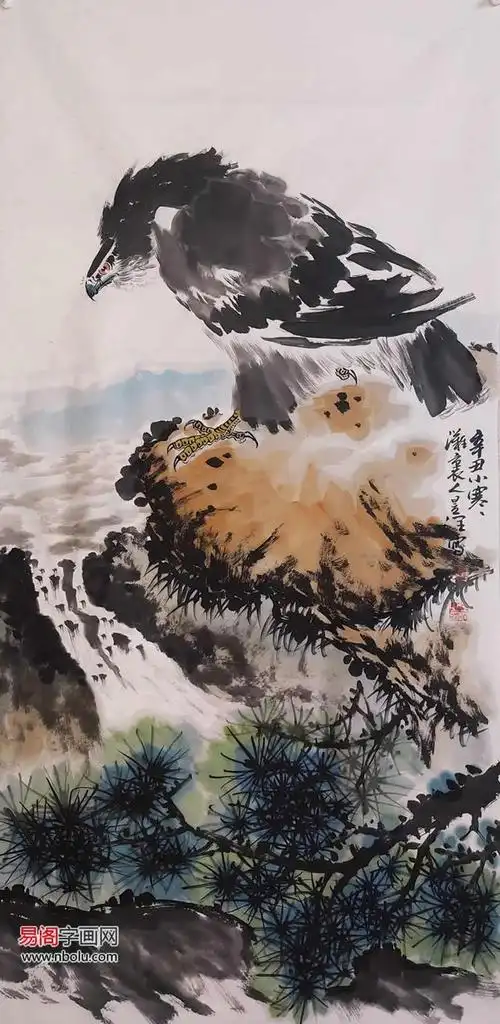 丁昱润画鹰:豪迈桀骜 生动逼真