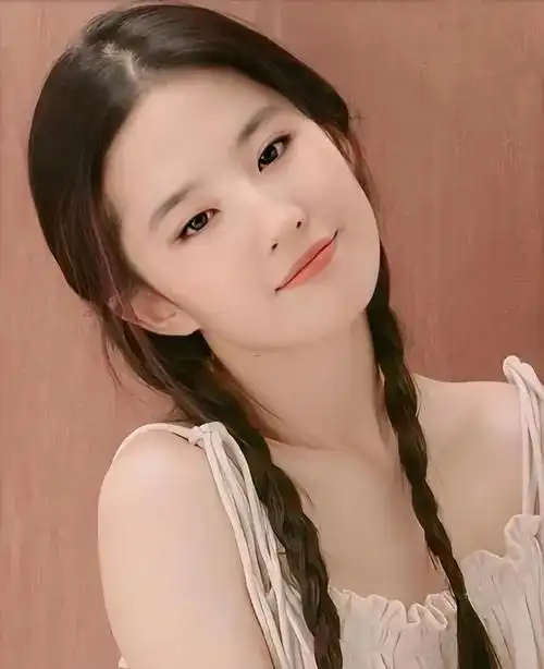 世上最美面孔林珍娜(世界第一美女林珍娜)(3)