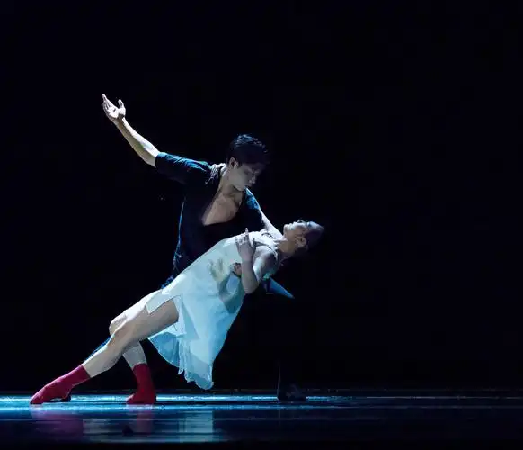 现代双人舞《味道》(二)