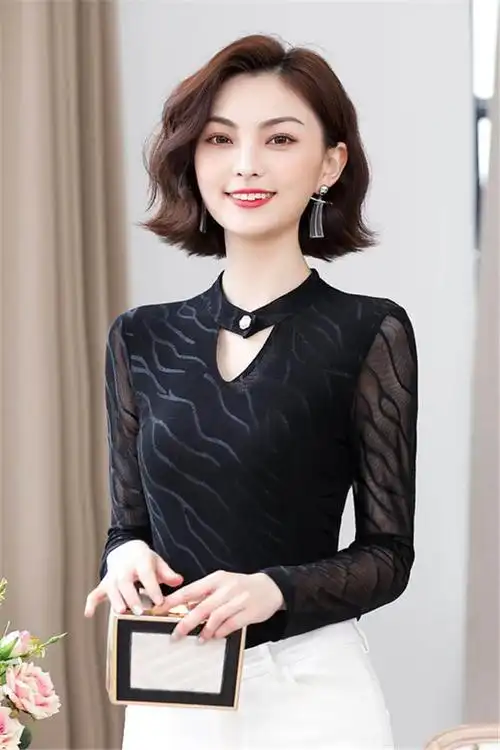 姿三彩秋季长袖蕾丝镂空雪纺衫女小个子复古气质v领超仙上衣小衫