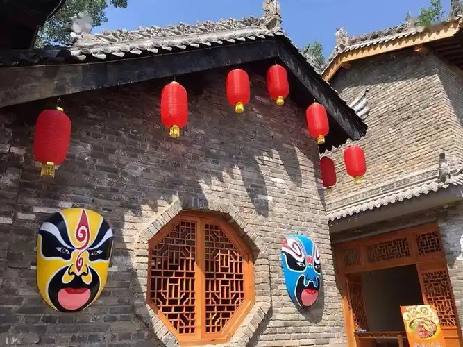 白鹿原民俗村投资3亿赔个底掉网红景点为何帅不过三秒