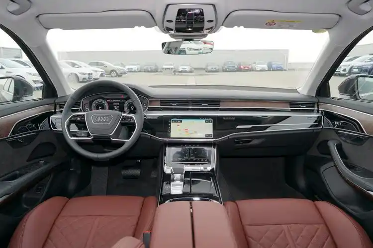 奥迪a8l内饰-后排-扭矩-易车