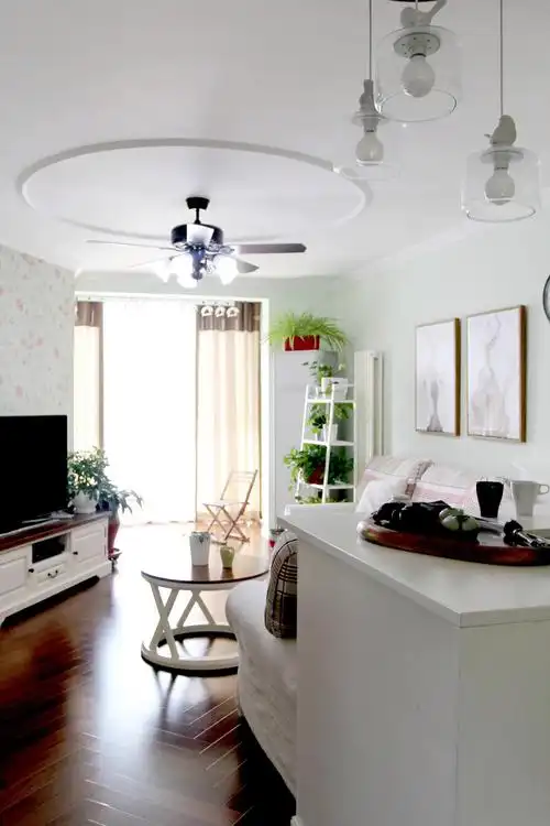 80平田园小居客厅吊顶2/15