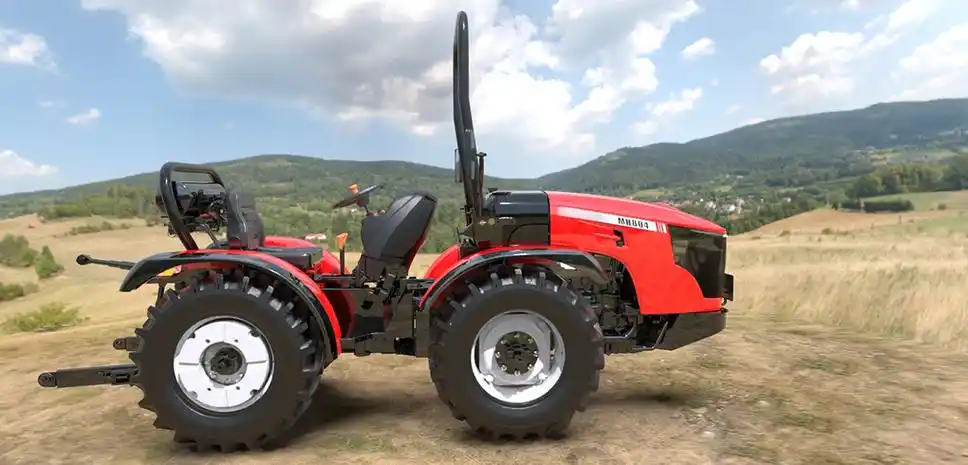 图为中国一拖首台丘陵山地轮式拖拉机.(资料图片)