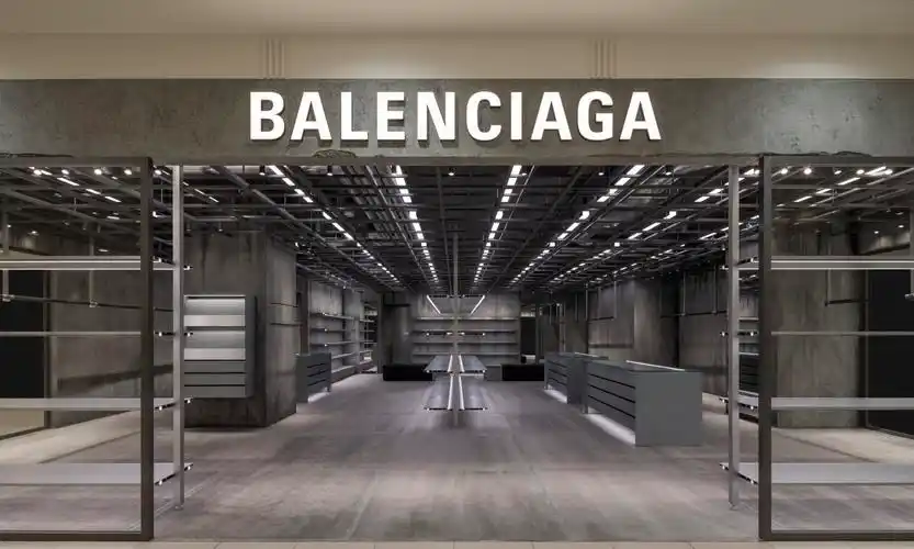 balenciaga 于日本大丸札幌开设全新门店