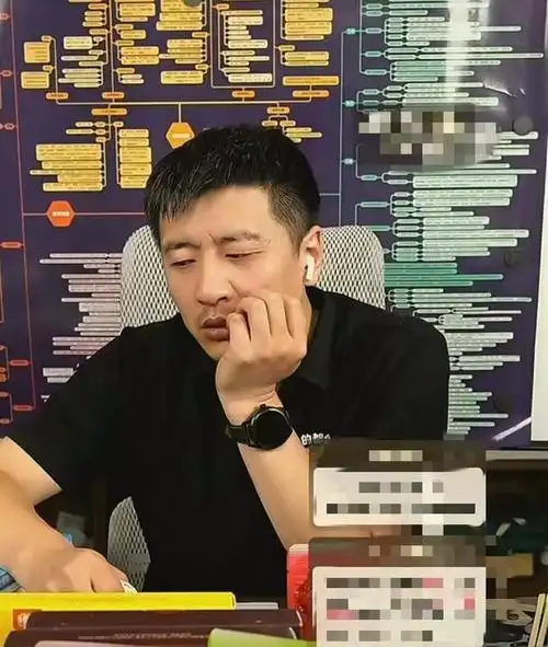 张雪峰连麦河北农村家长,这番解答,说的太真实了