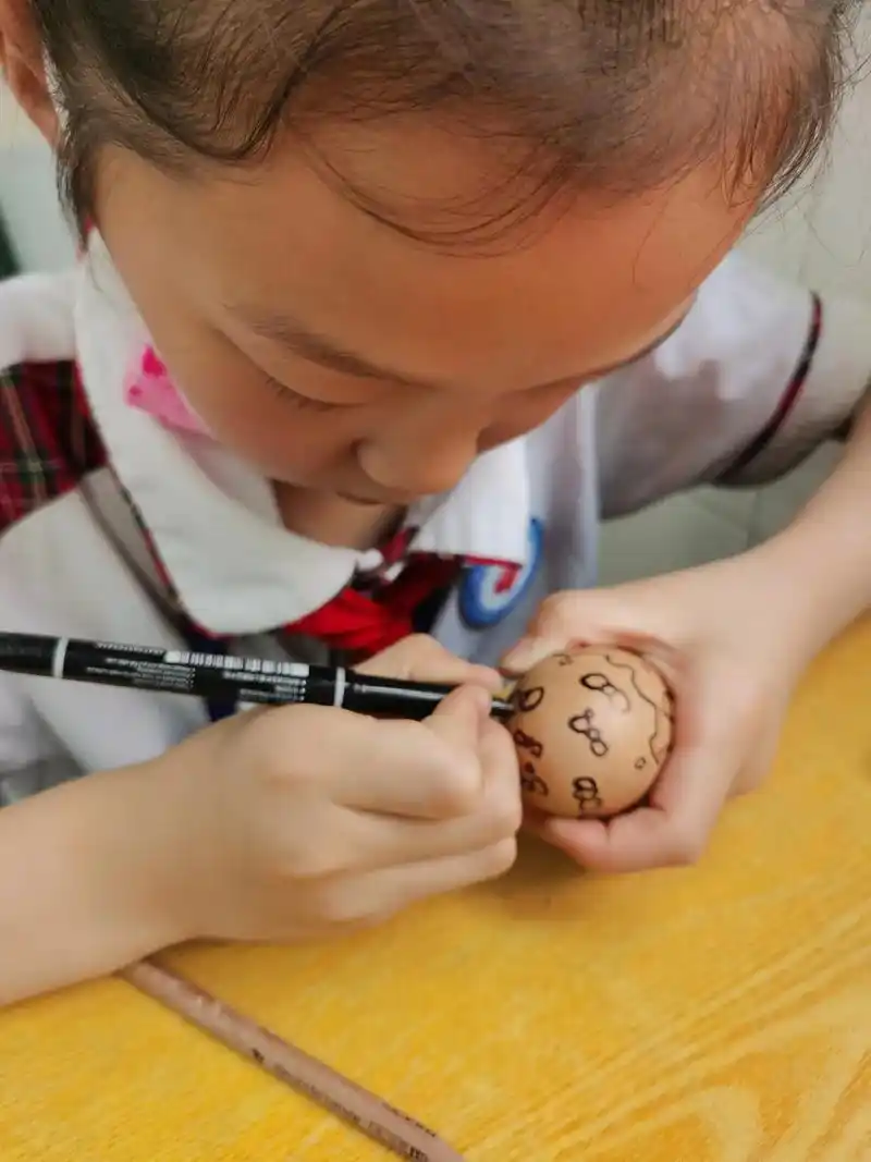 端午画彩蛋,快乐平安永相随!#小孩子的快乐总是那么简单  - 抖音