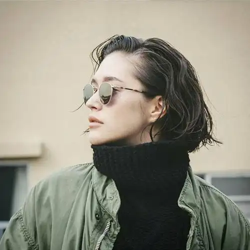 蘑菇疯老汉的相册-大背头