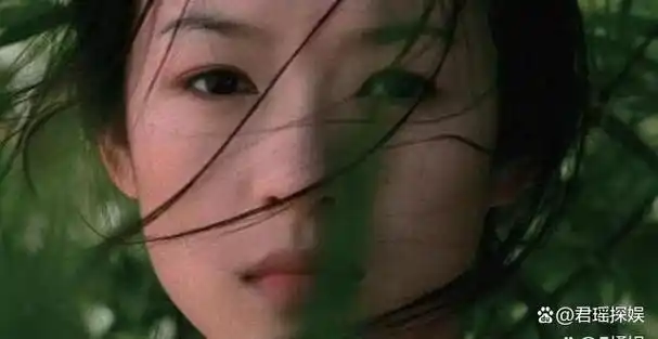 章子怡这边在拼命练习,李安导演也没闲着,还在找其他可能适合演玉娇龙