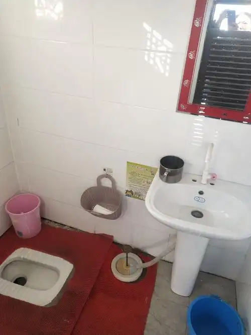 改造后的三格式厕所