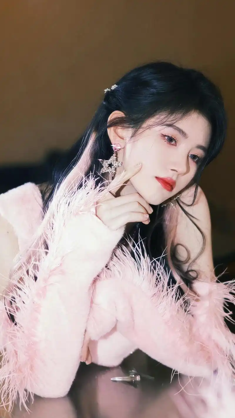 精美图集|人间小仙女鞠婧祎