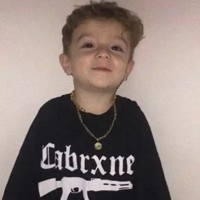 最火可爱小男孩头像 高清很火的可爱小男孩头像图片_男生头像_美头网